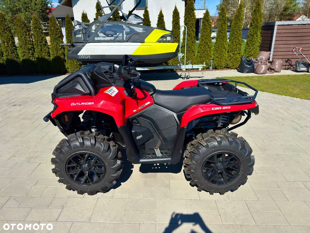 Can-Am Outlander - 2