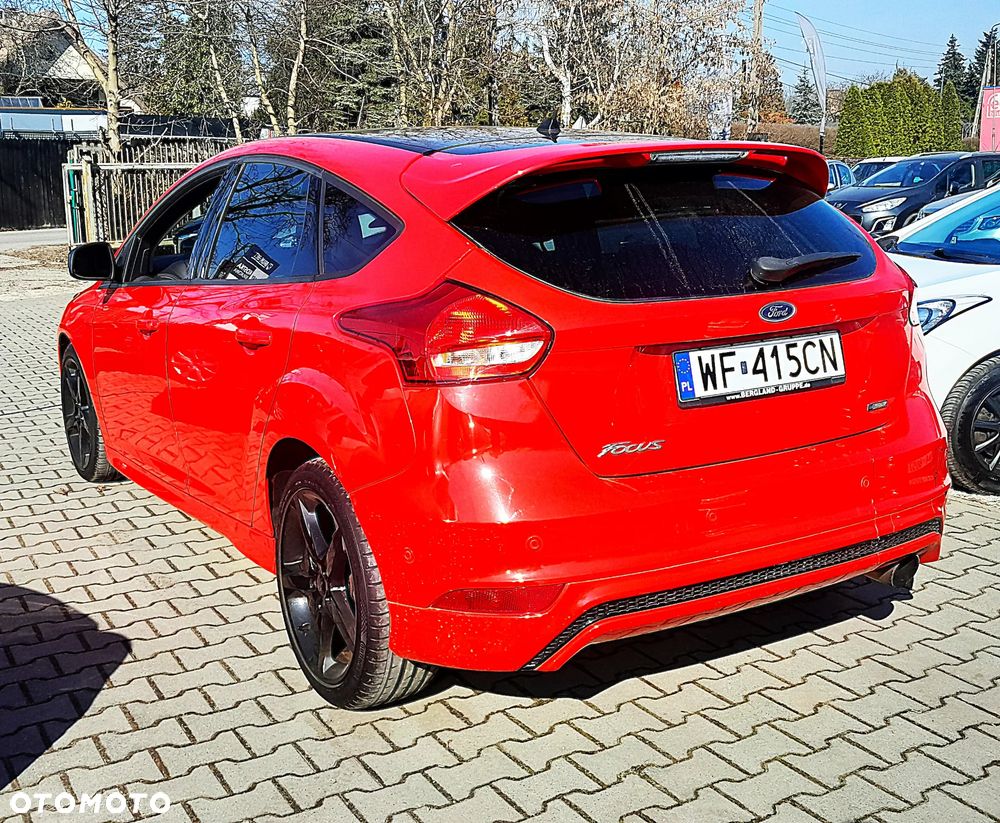 Ford Focus 1.5 EcoBoost STart-Stopp-System ST-LINE - 5