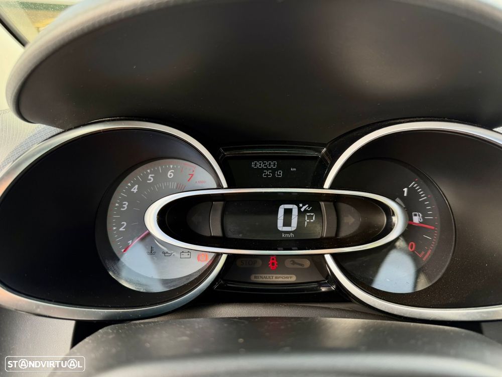 Renault Clio TCe 120 EDC GT - 24