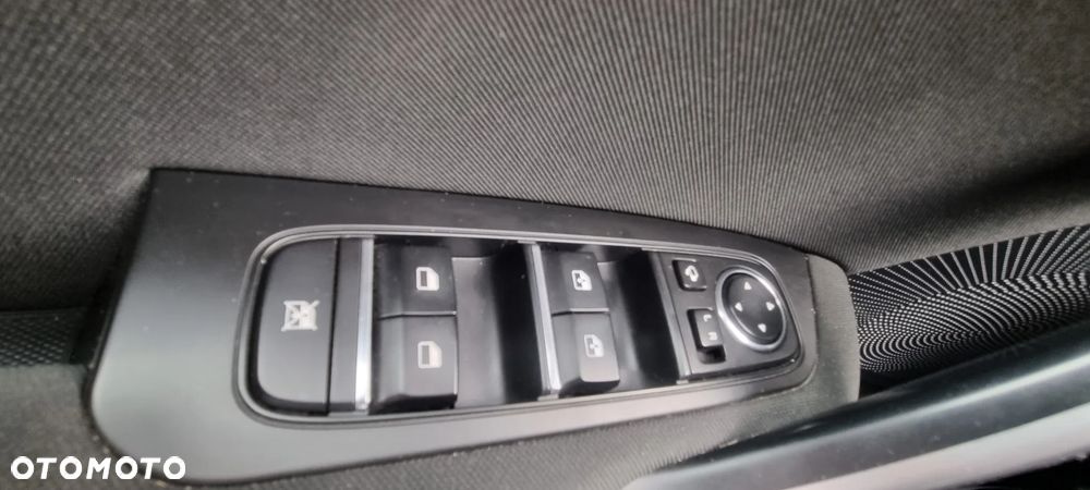 Kia Ceed - 23