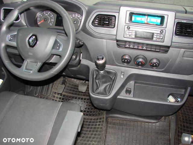 Renault Master - 12