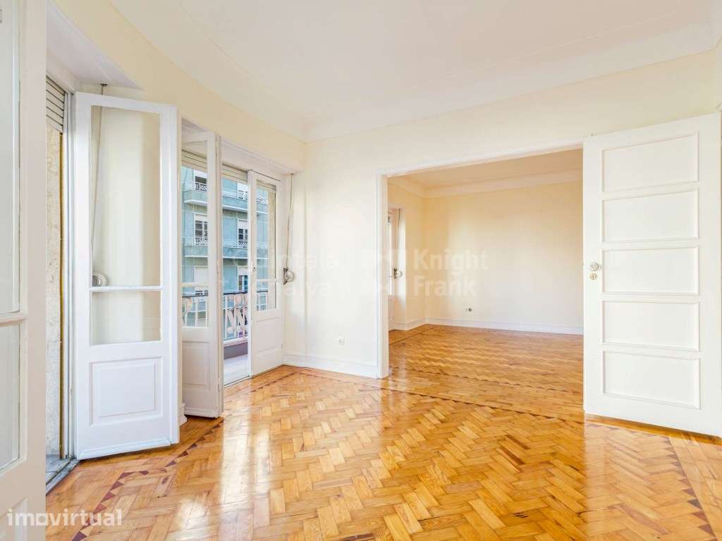 Apartamento T3+1 para arrendamento em Arroios, Lisboa - Grande imagem: 3/26