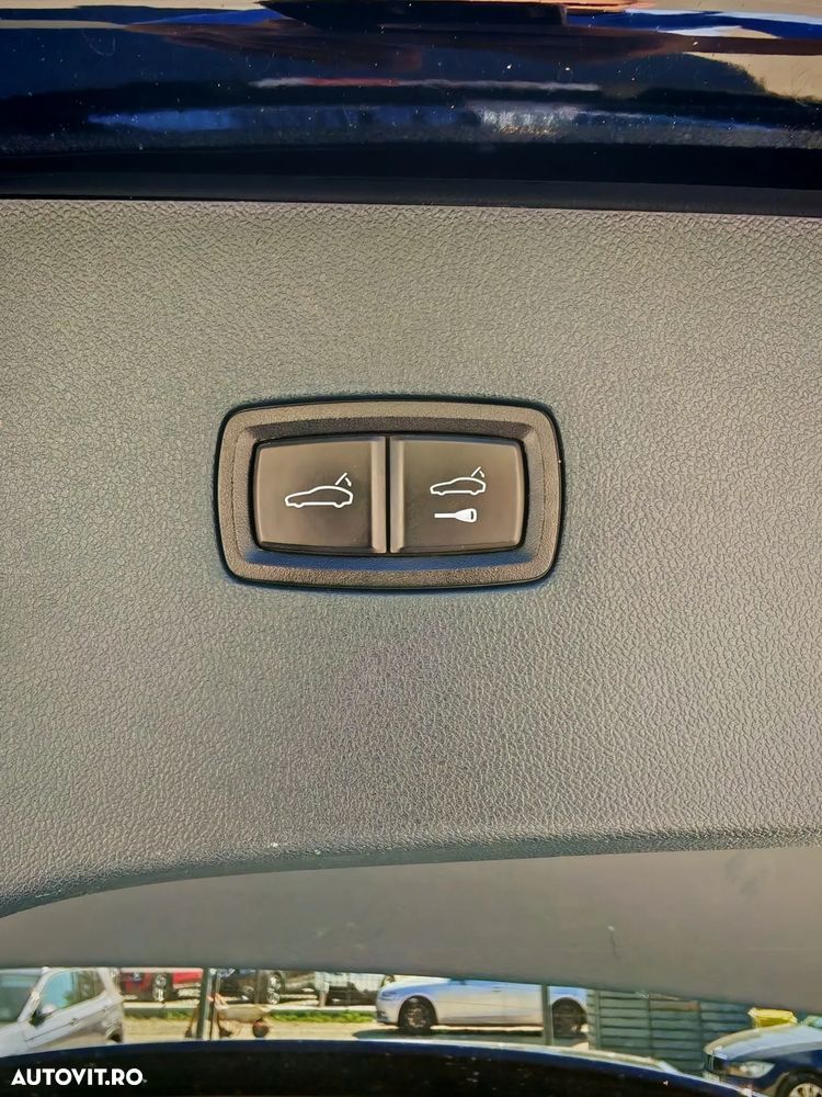 Porsche Cayenne - 21