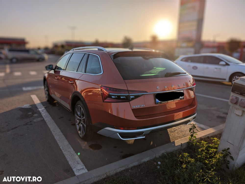 Skoda Superb 2.0 TDI 4X4 DSG Scout - 7
