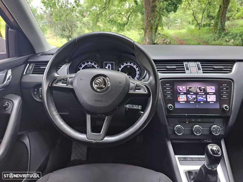 Skoda Octavia Break 1.6 TDi Ambition - 15