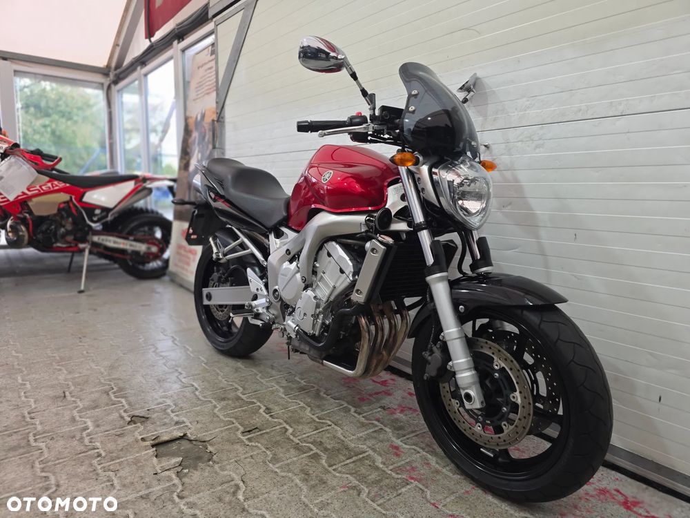Yamaha FZ - 6