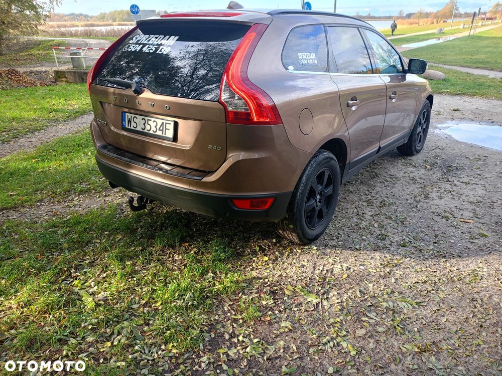 Volvo XC 60 D5 AWD - 6