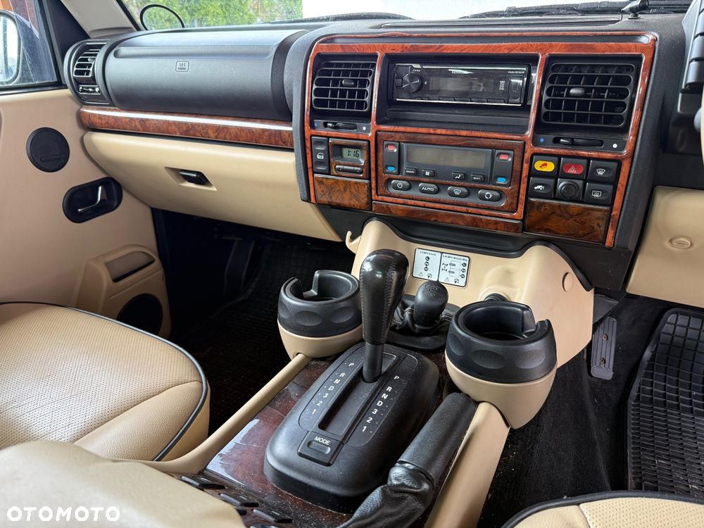 Land Rover Discovery - 14
