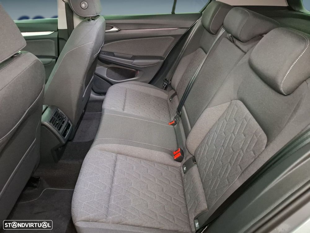 VW Golf 1.4 TSI e-Hybrid DSG - 14