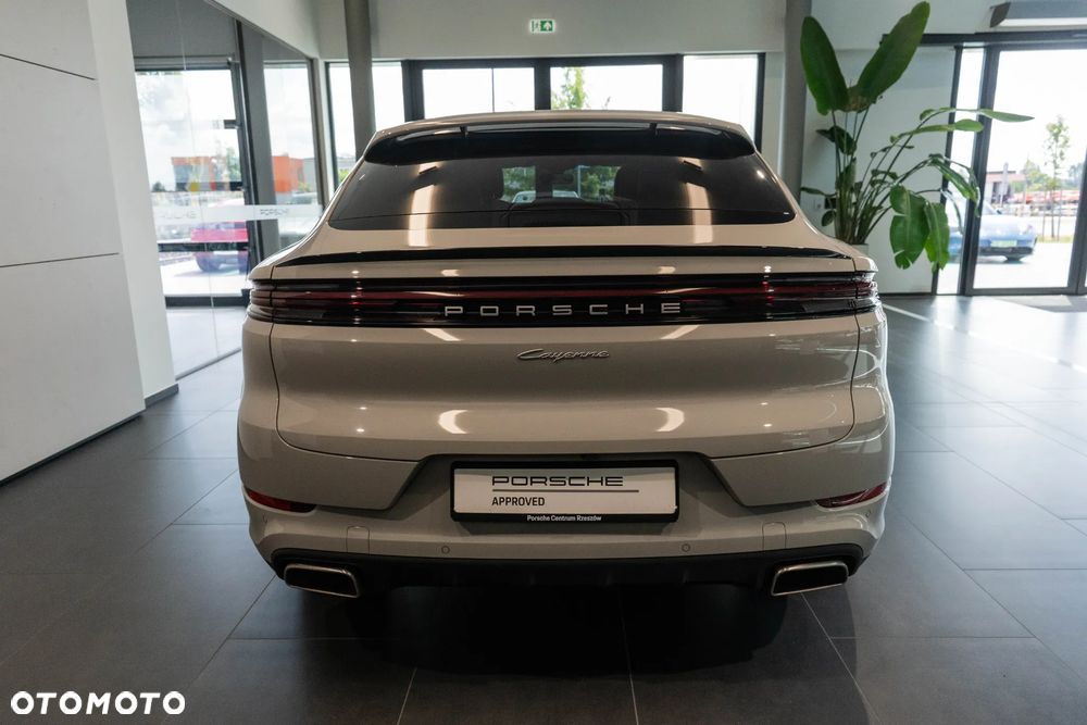Porsche Cayenne Standard - 8