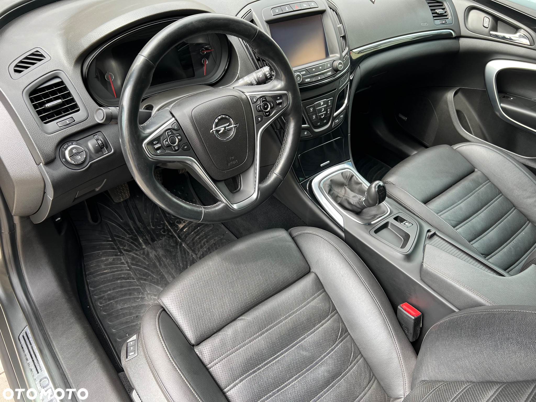 Opel Insignia - 19