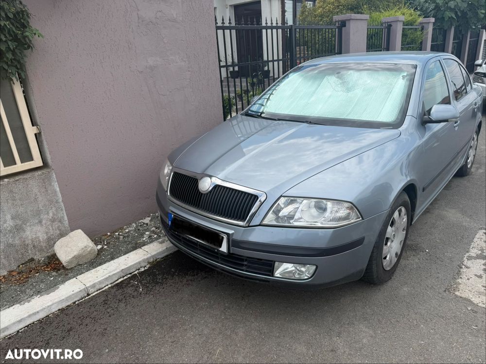 Skoda Octavia 1.6 Ambiente - 1