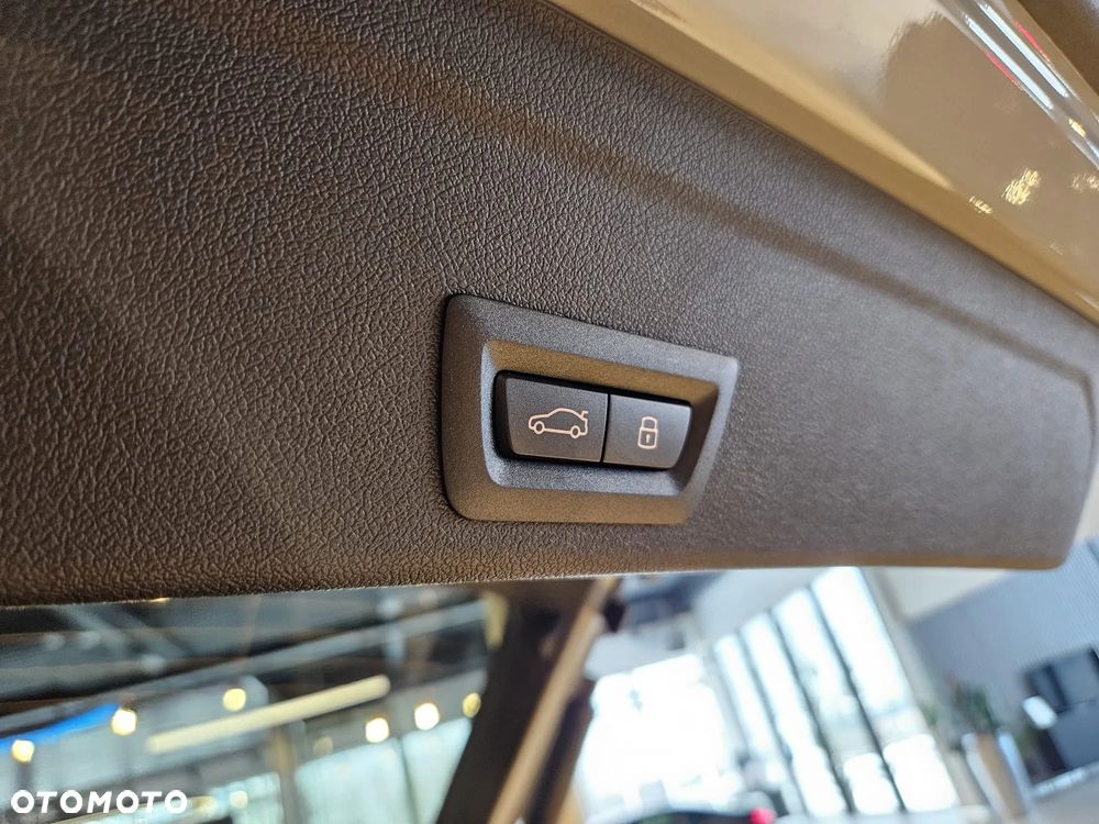 BMW X6 - 25