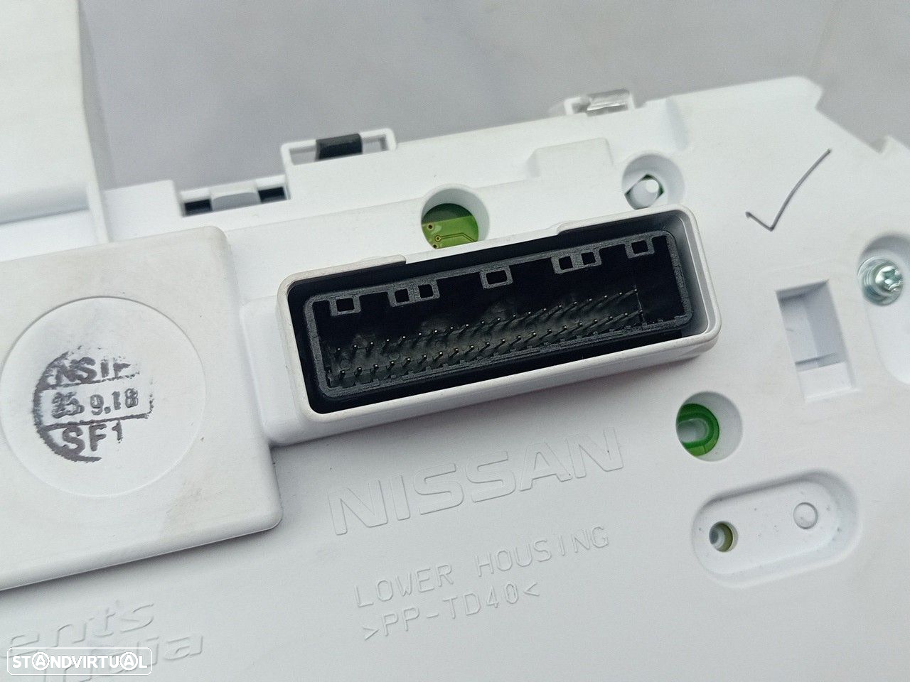 Quadrante / painel de instrumentos NISSAN Leaf EV (ZE1) - 5