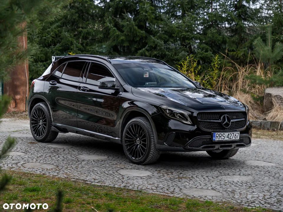 Mercedes-Benz GLA 200 7G-DCT AMG Line - 1