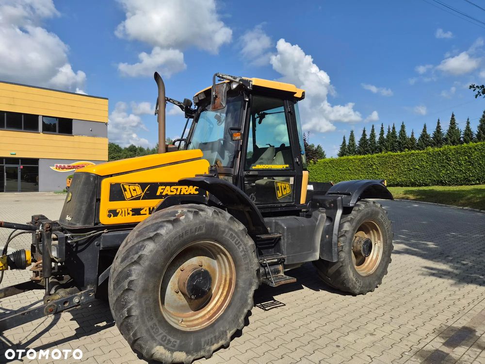 JCB FASTRAC 2115 - 1