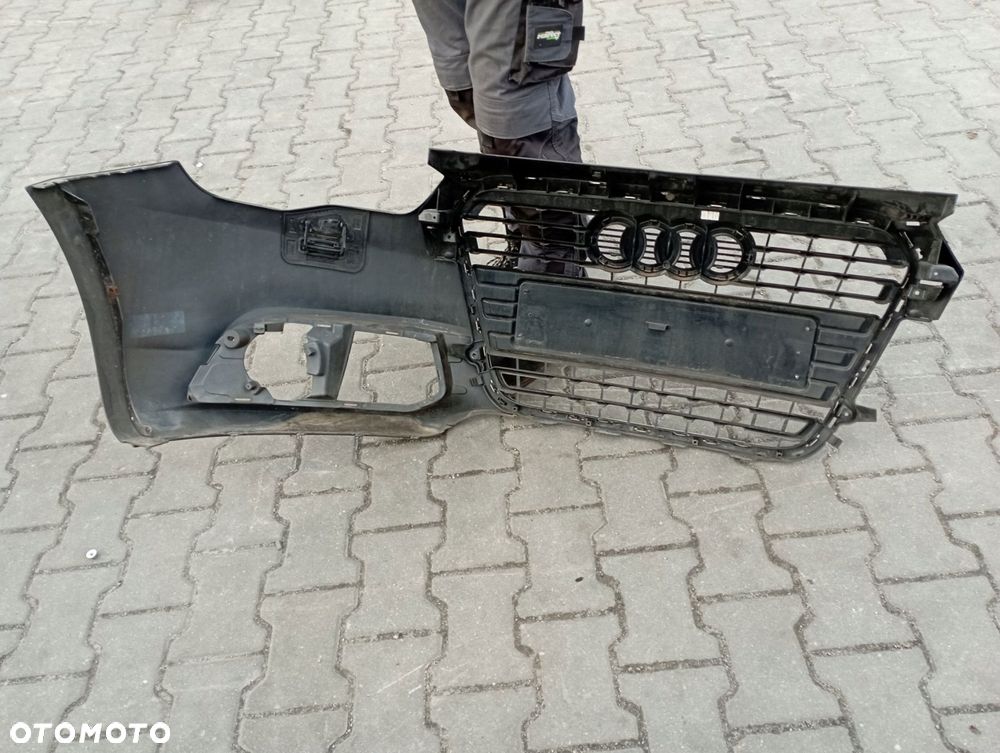 AUDI A1 8X ZDERZAK GRILL ATRAPA - 6