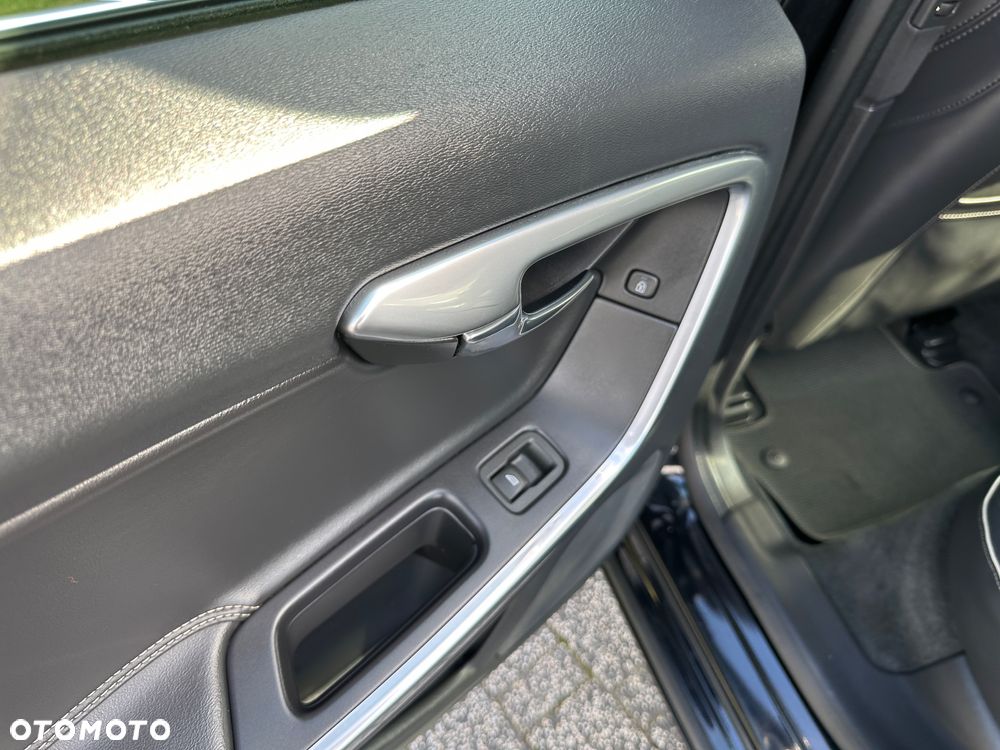 Volvo S60 D2 Drive-E R-Design Momentum - 29