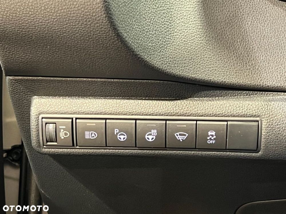 Toyota Corolla 1.8 Hybrid Trek - 20