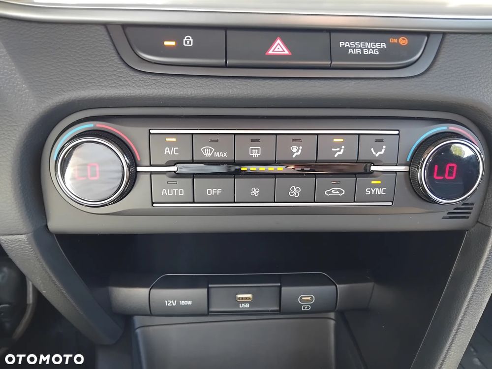 Kia Ceed 1.5 T-GDI M - 13