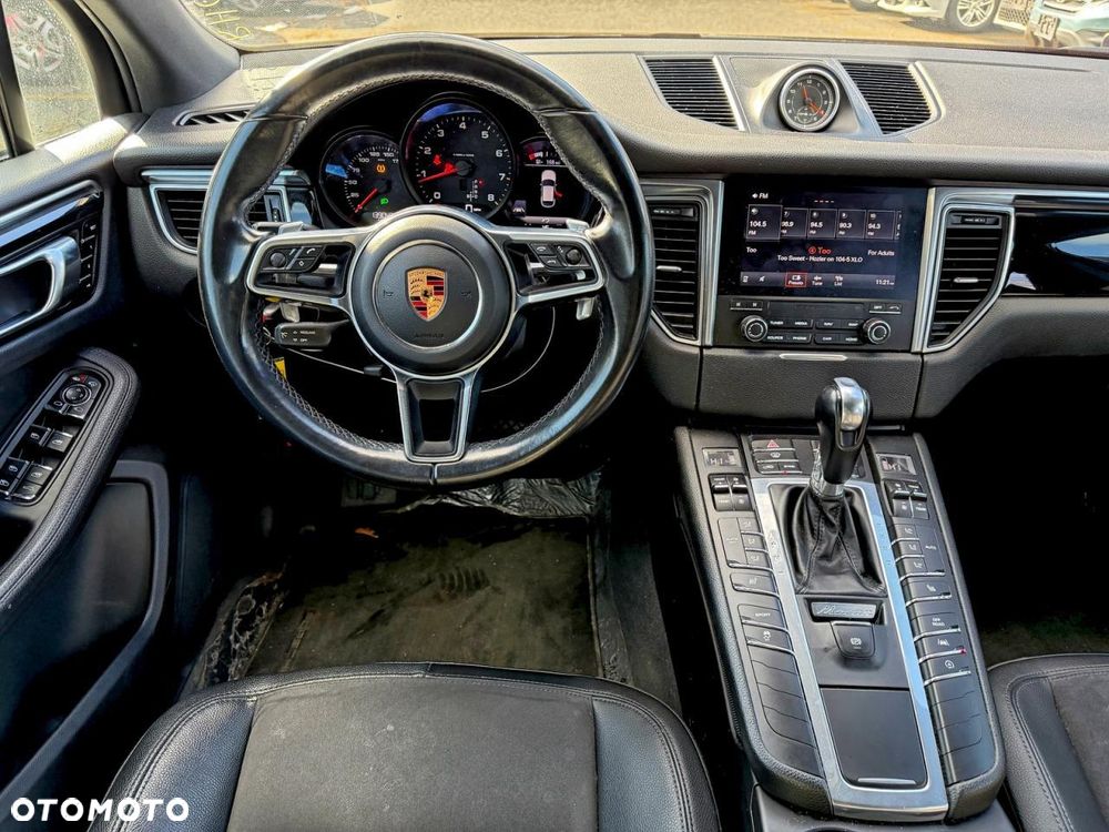 Porsche Macan - 12