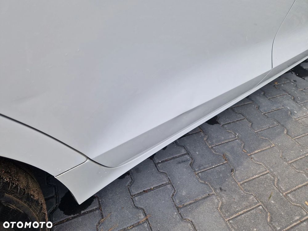Volvo V60 T6 AWD R-Design - 24