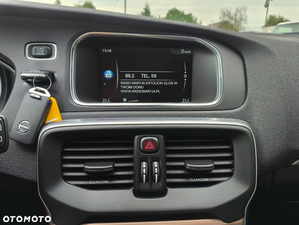 Volvo V40 D3 Momentum - 30