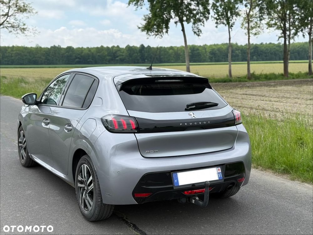 Peugeot 208 - 6
