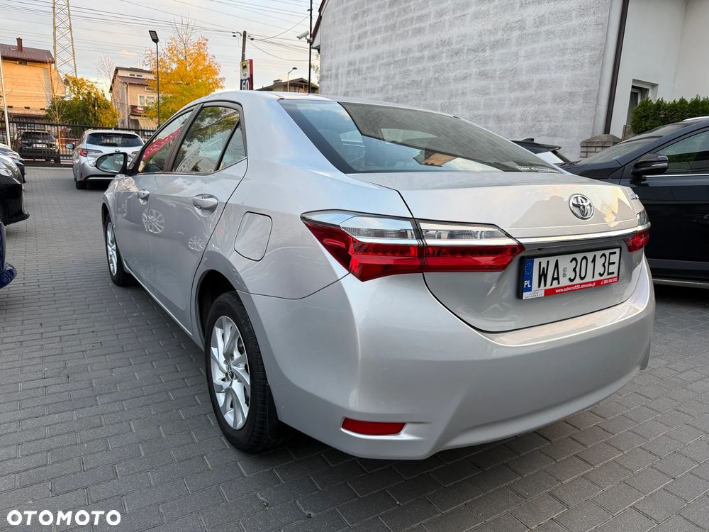 Toyota Corolla 1.6 Comfort - 15