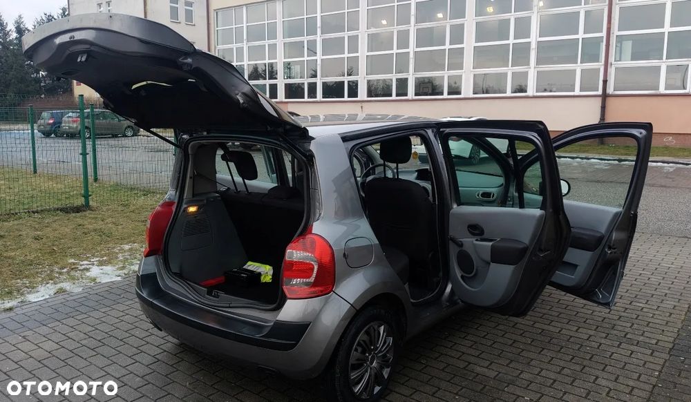 Renault Modus 1.2 16V Avantage - 15