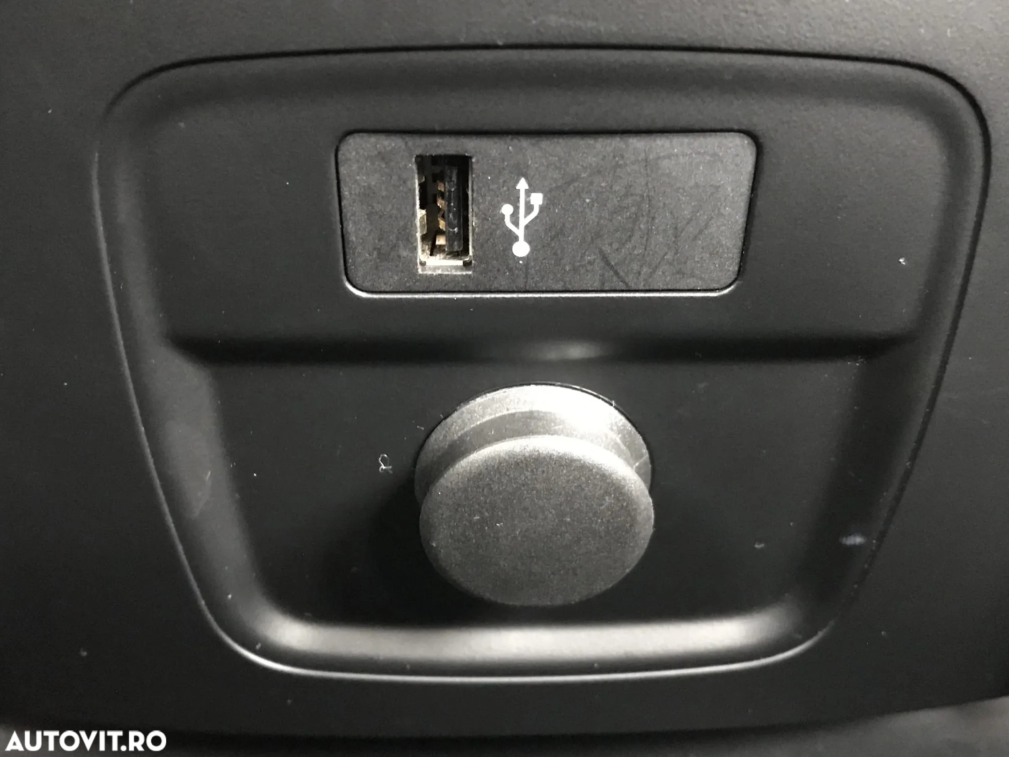 Mini Countryman One Aut. Essential Trim - 32