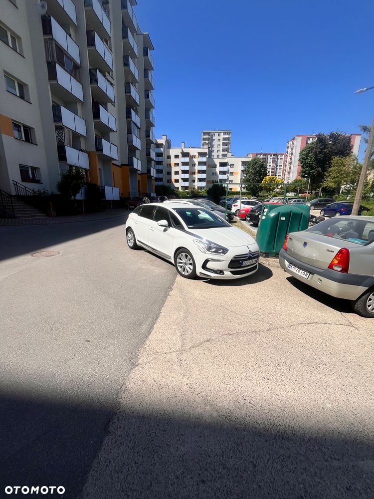 Citroën DS5 THP 155 Chic - 1