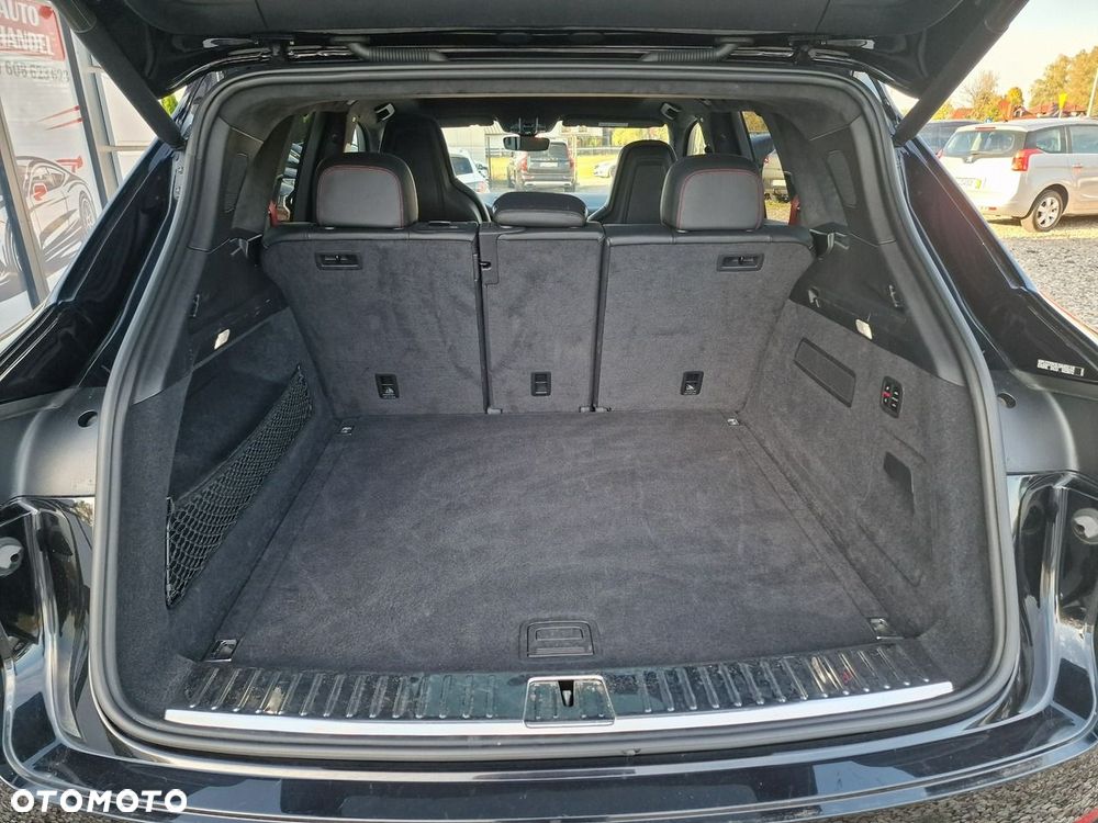 Porsche Cayenne - 34