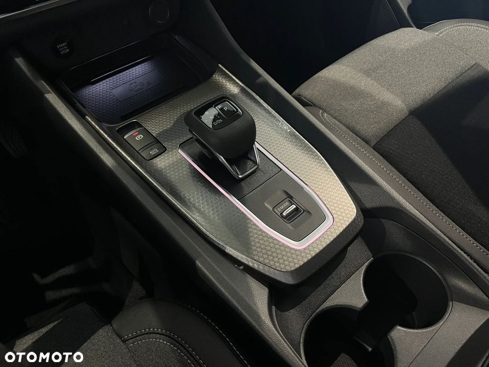 Nissan Qashqai 1.3 DIG-T MHEV N-Connecta Xtronic - 16