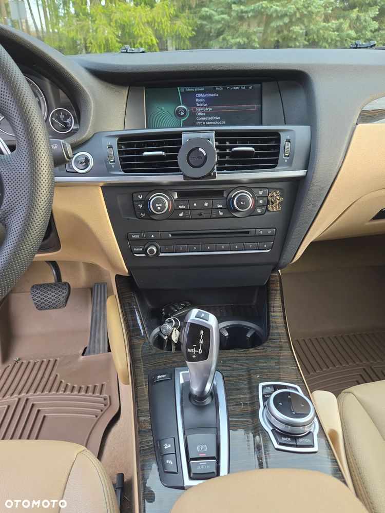 BMW X3 xDrive28i - 20