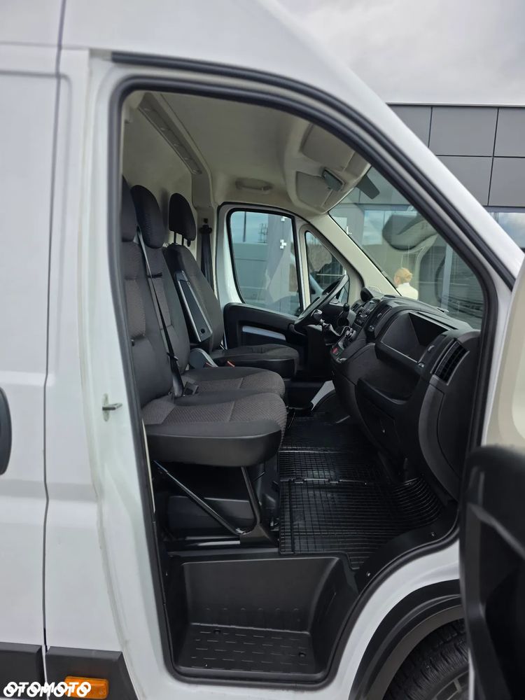 Peugeot Boxer L4H2 Extra Long 2.2 Diesel 165 Koni BEZWYPADKOWY z Polskiego Salonu I Model 2023 rok IPierwszy i Jedyny Właściciel I SERWISOWANY I Wyjątkowo Atrakcyjny Egzemplarz I - 31