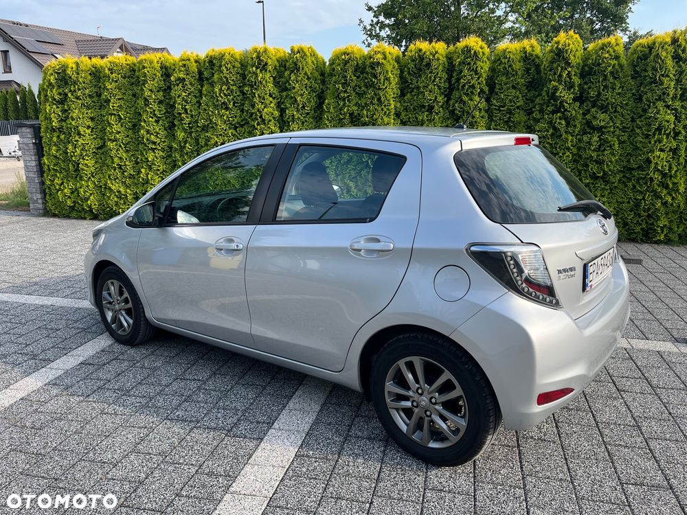 Toyota Yaris 1.33 Dynamic - 3