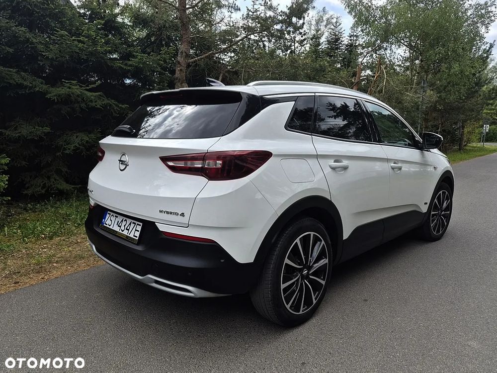 Opel Grandland X 1.6 T PHEV 4x4 Ultimate - 4