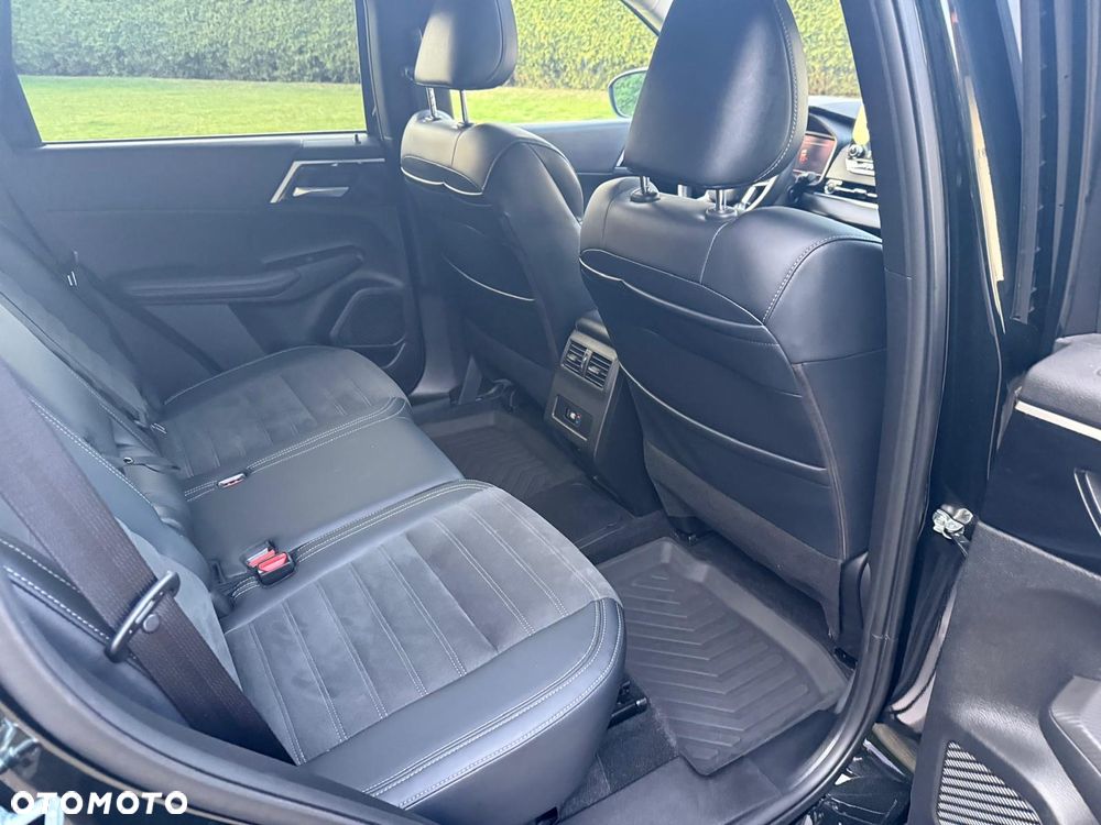 Mitsubishi Outlander - 27