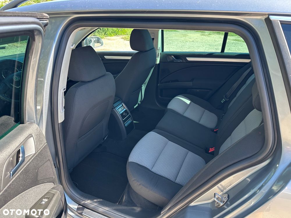 Skoda Superb 2.0 TDI Green tec Elegance - 23