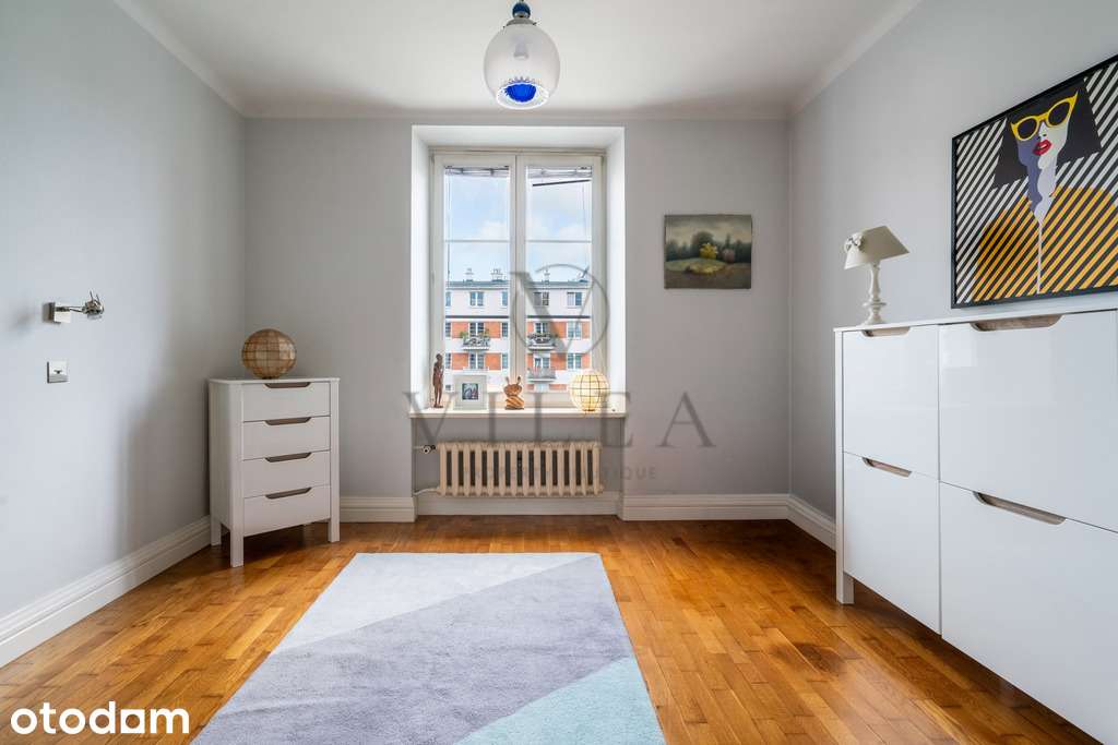 Piękny Apartament w Kamienicy przy Placu Wilsona