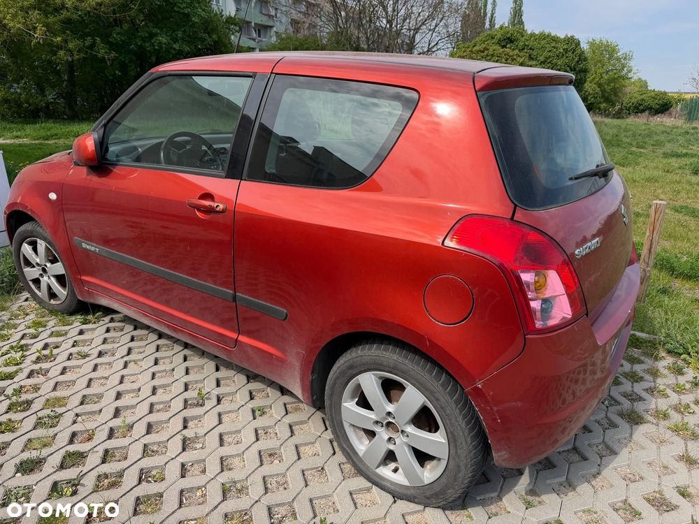 Suzuki Swift 1.5 GS - 8