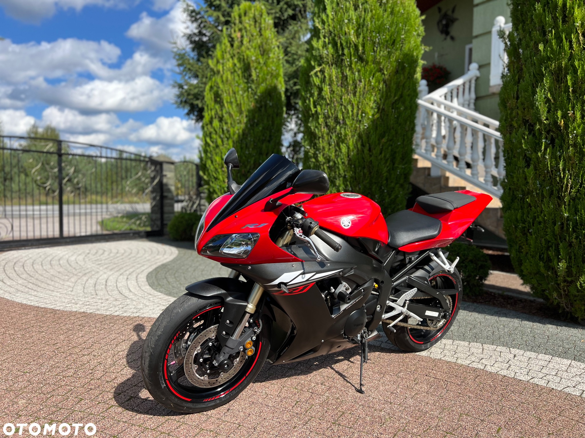 Yamaha R1 - 26