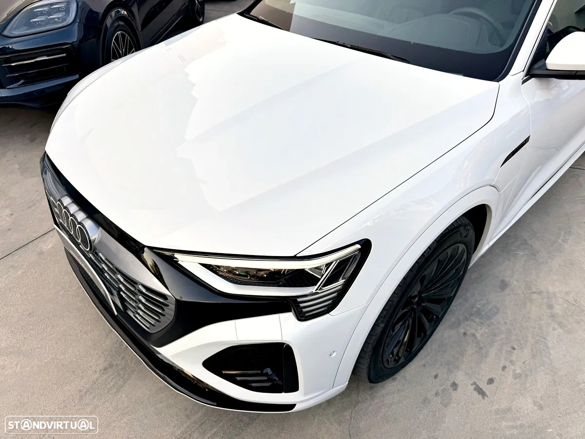 Audi Q8 e-Tron 50 quattro S line - 53