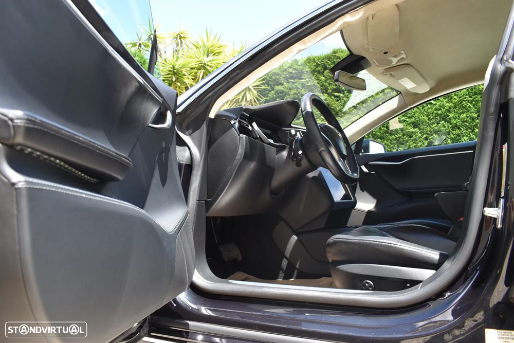 Tesla Model S 85 - 7