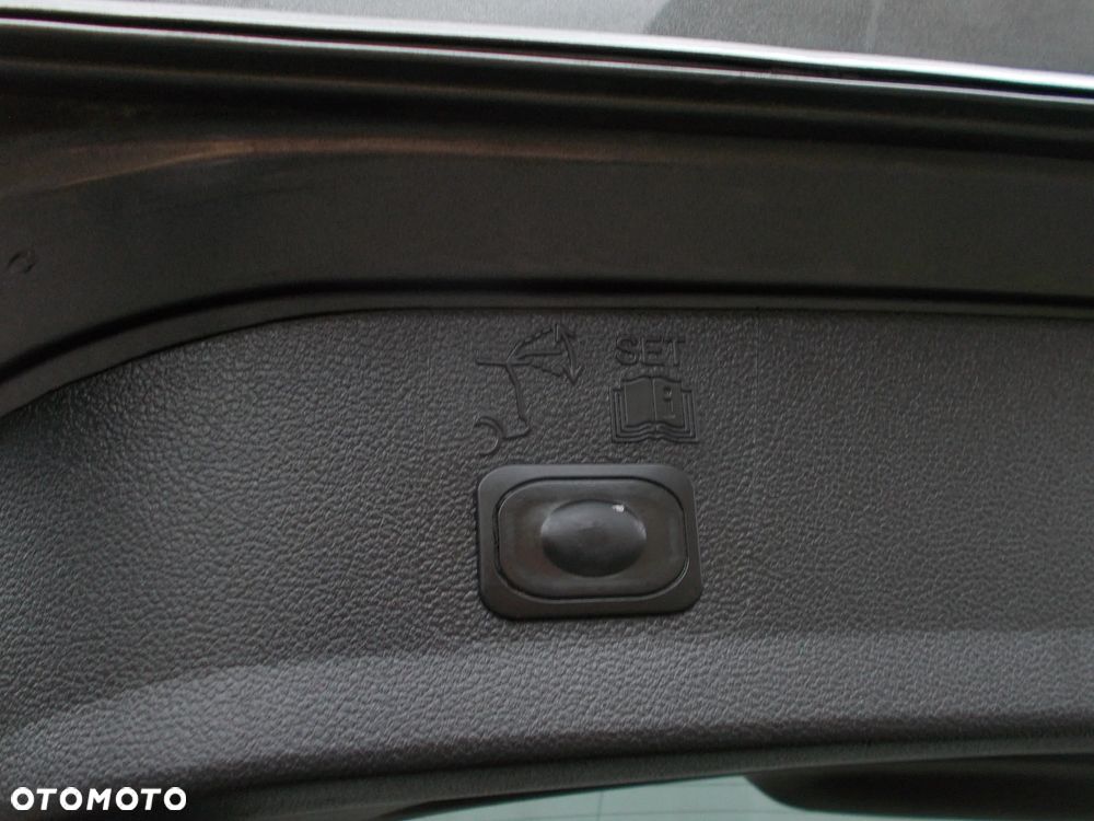 Ford Kuga - 7