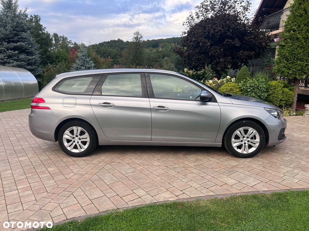 Peugeot 308 - 4