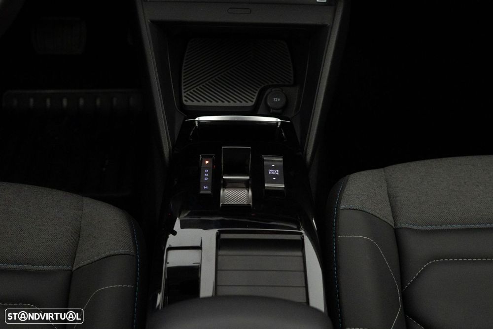 Citroën C4 1.2 PureTech Shine Pack EAT8 - 21