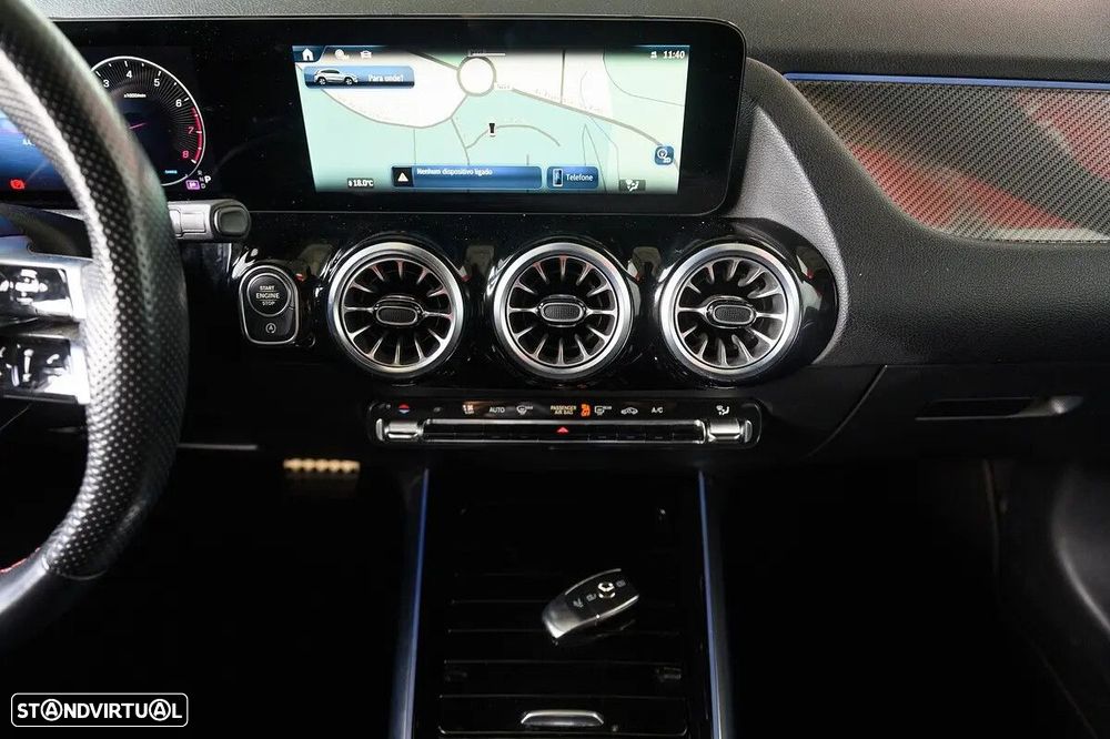 Mercedes-Benz GLA 200 - 26