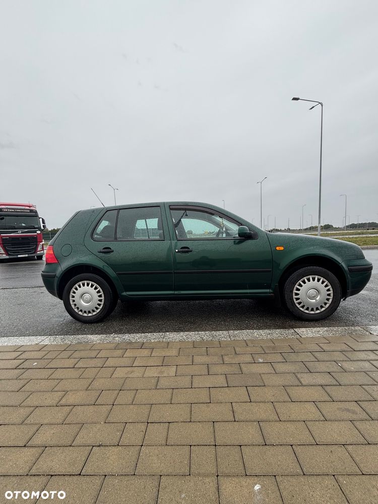 Volkswagen Golf 2.0 Basis - 5